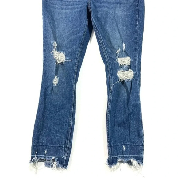 Abercrombie The Skinny High Rise Jeans - Picture 2 of 9